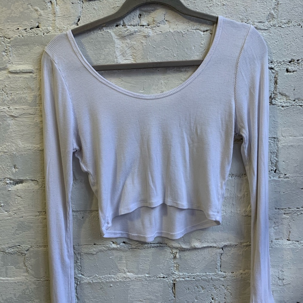 Long sleeve crop top